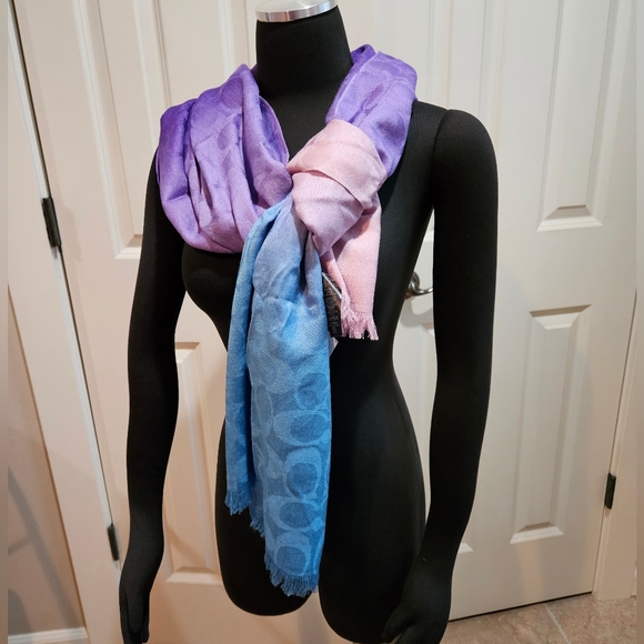 Coach Signature C Wrap Scarf Luxe Silk Wool Blend Oversize Ombre Purple Blue NWT - Picture 6 of 14